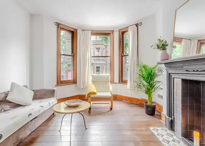Notting Hill Apartments In Perfect Location